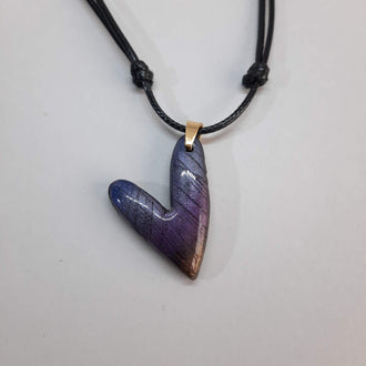 Gargantilla Con Colgante Corazón Delgado Labradorita Violeta