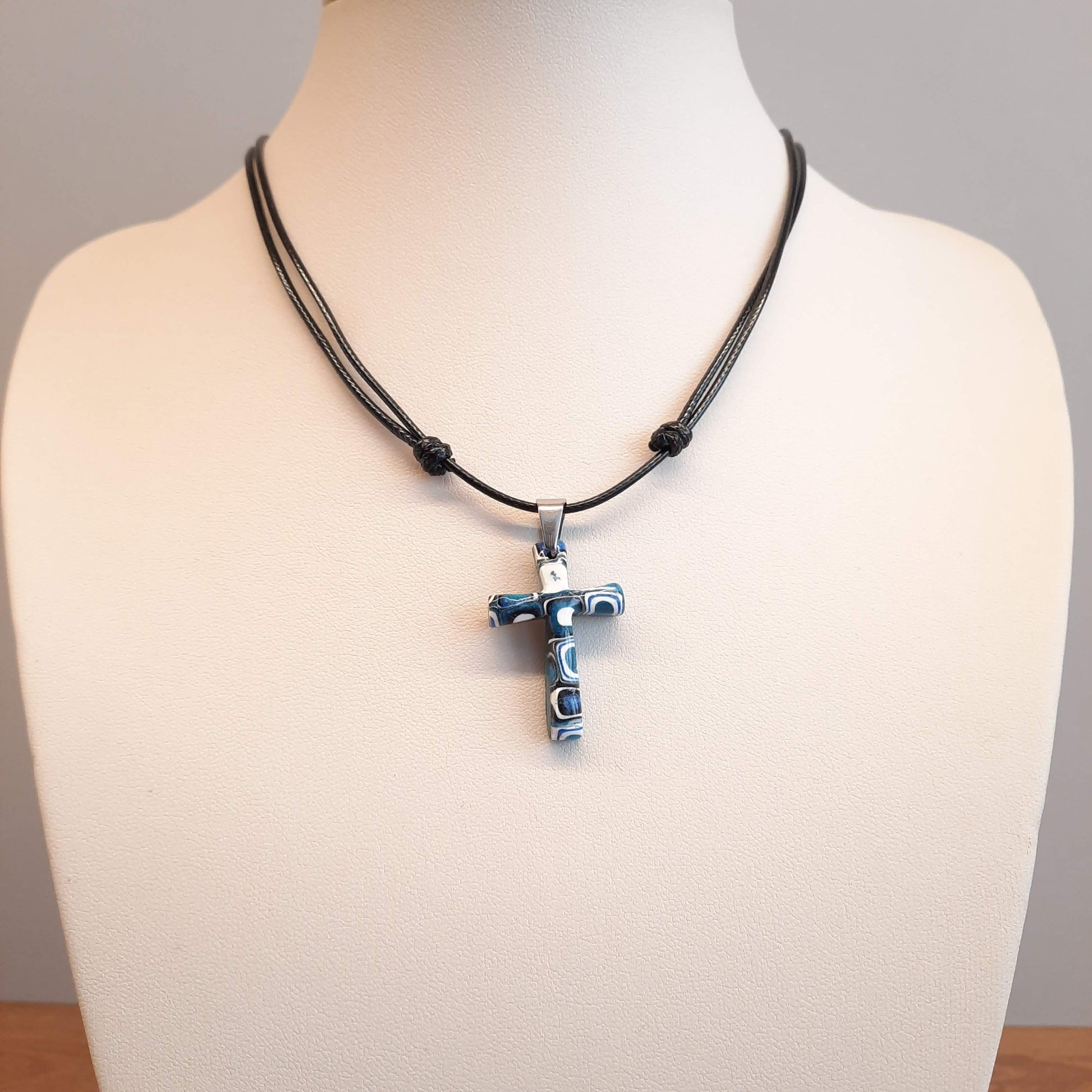 Gargantilla Con Colgante Cruz Pasión Azul