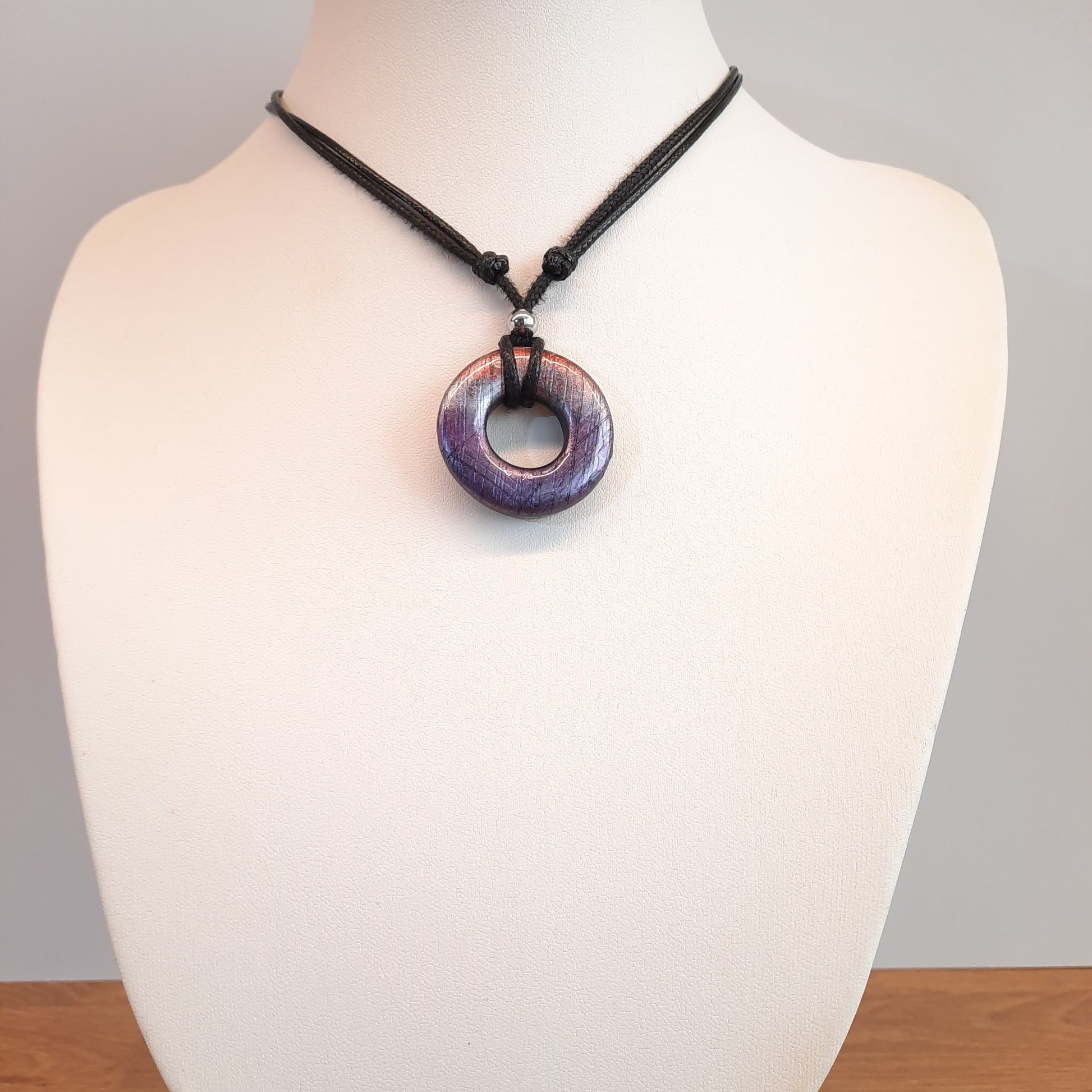Gargantilla Con Colgante Donut Labradorita Violeta