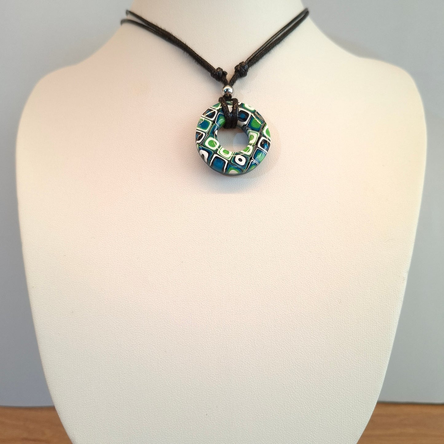 Gargantilla Con Colgante Donut Mosaico Verde