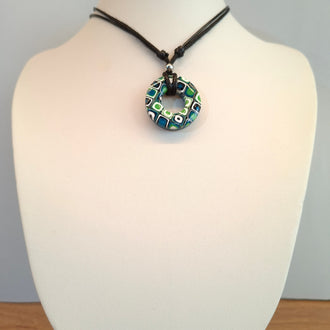 Gargantilla Con Colgante Donut Mosaico Verde