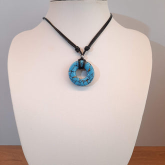 Gargantilla Con Colgante Donut Turquesa