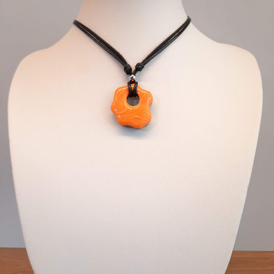 Gargantilla Con Colgante Nube Naranja