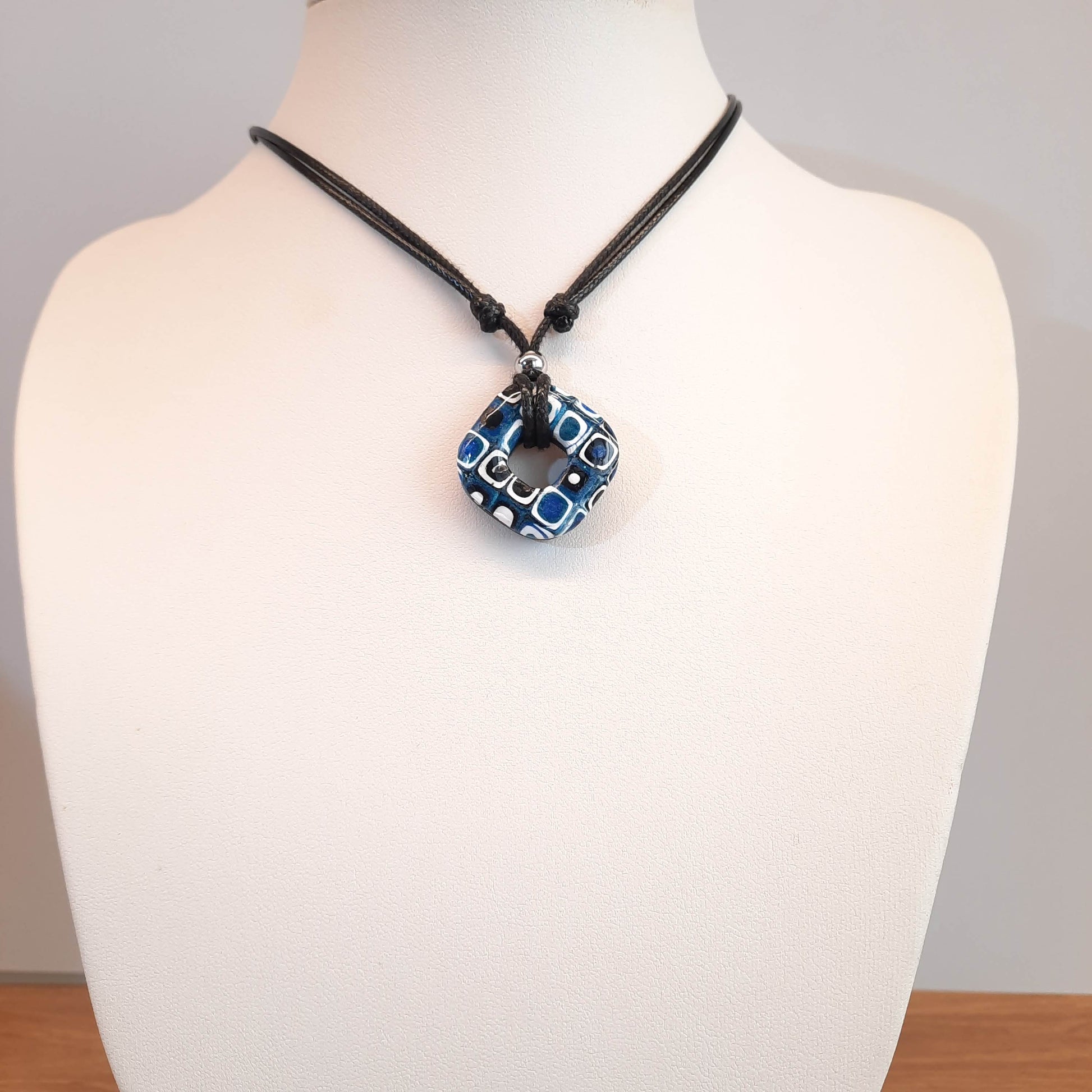 Gargantilla Con Colgante Valencia Pasión Azul