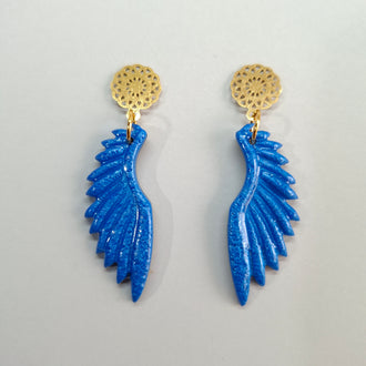 Pendientes Alas Azul con Base Dorada