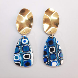 Pendientes Amor Pasión Azul Con Base Dorada