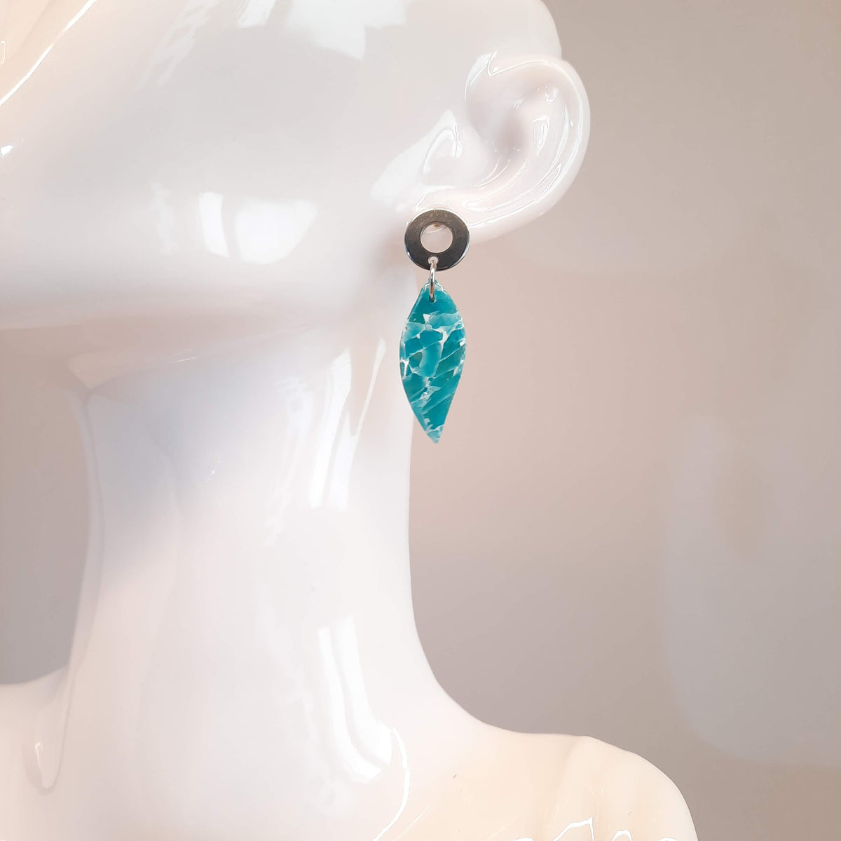 Pendientes Barcelona Aguamarina con Base Plateada