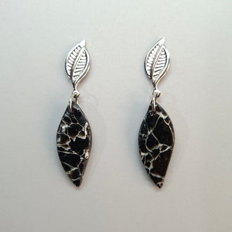 Pendientes Barcelona Negro Mármol Con Base Plateada