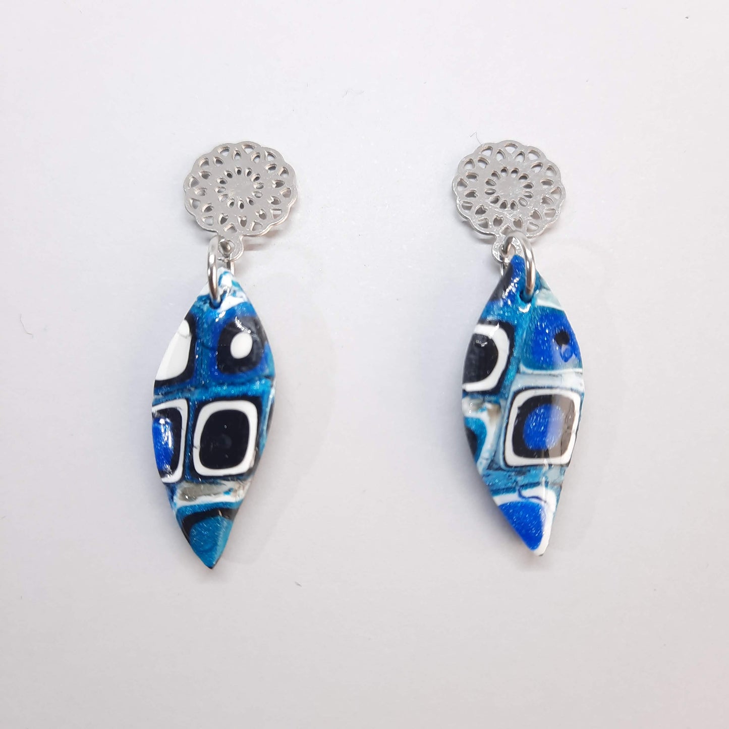 Pendientes Barcelona Pasión Azul Con Base Plateada