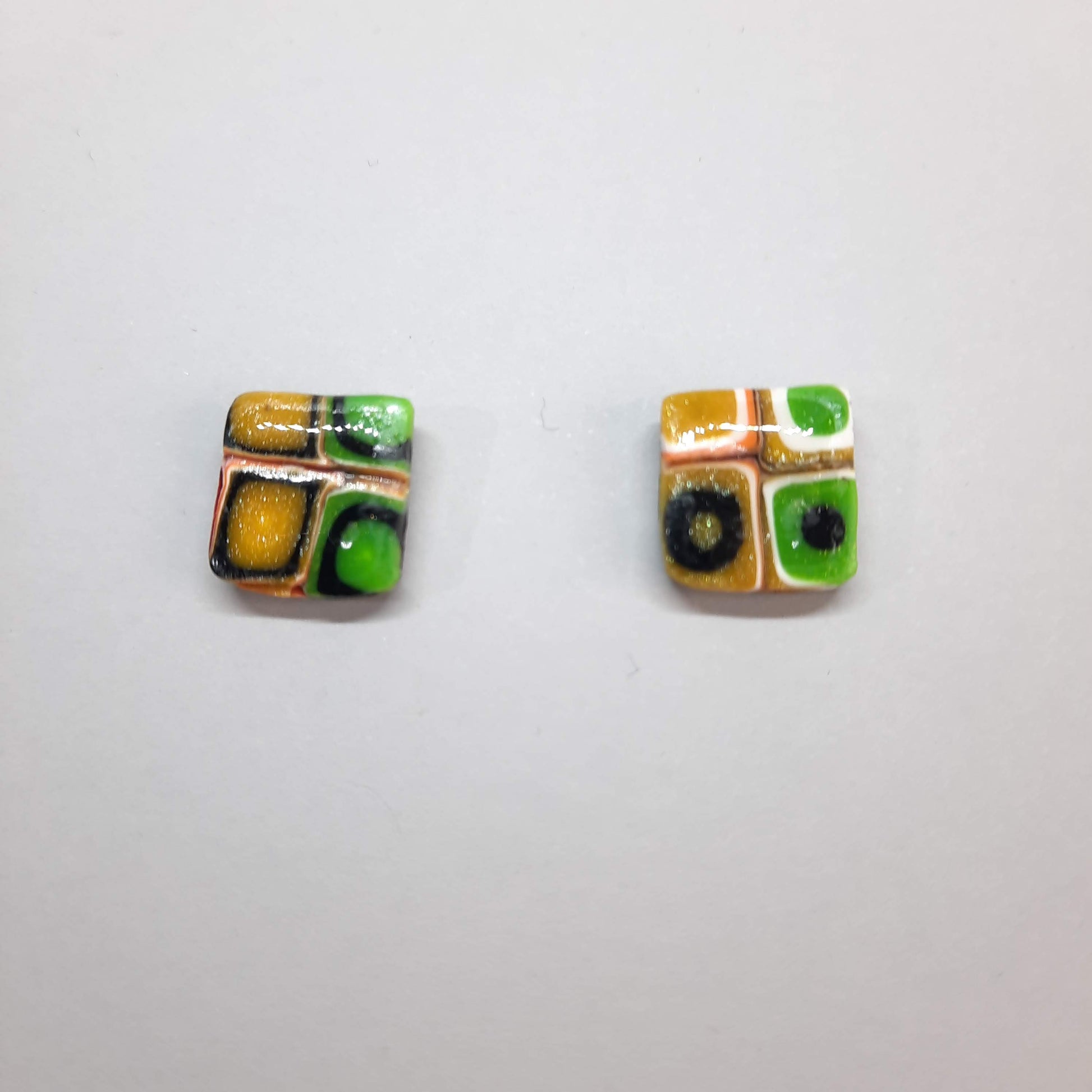 Pendientes Botón Cuadrado Arcoíris