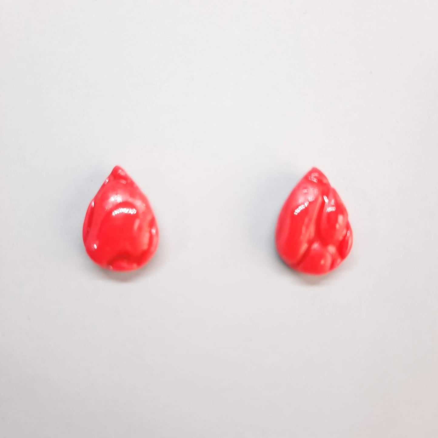 Pendientes Botón Lágrima Rosa Neón