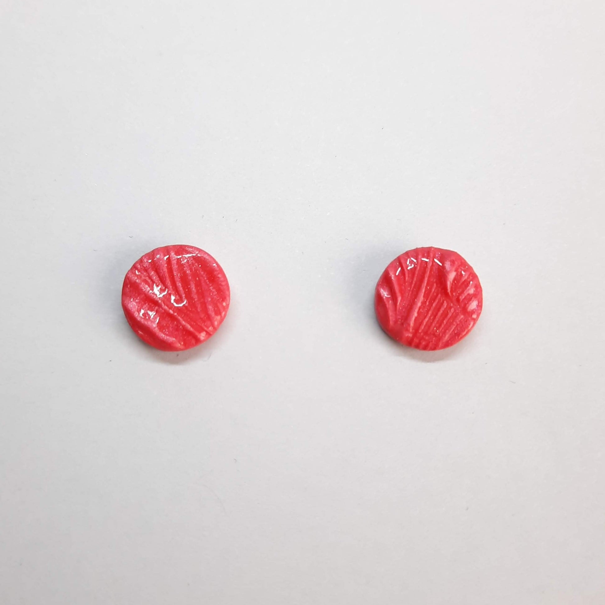 Pendientes Botón Redondos Medianos Rojos