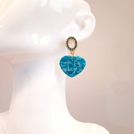 Pendientes Corazón Ancho Medianos Aguamarina Con Base Dorada y Strass