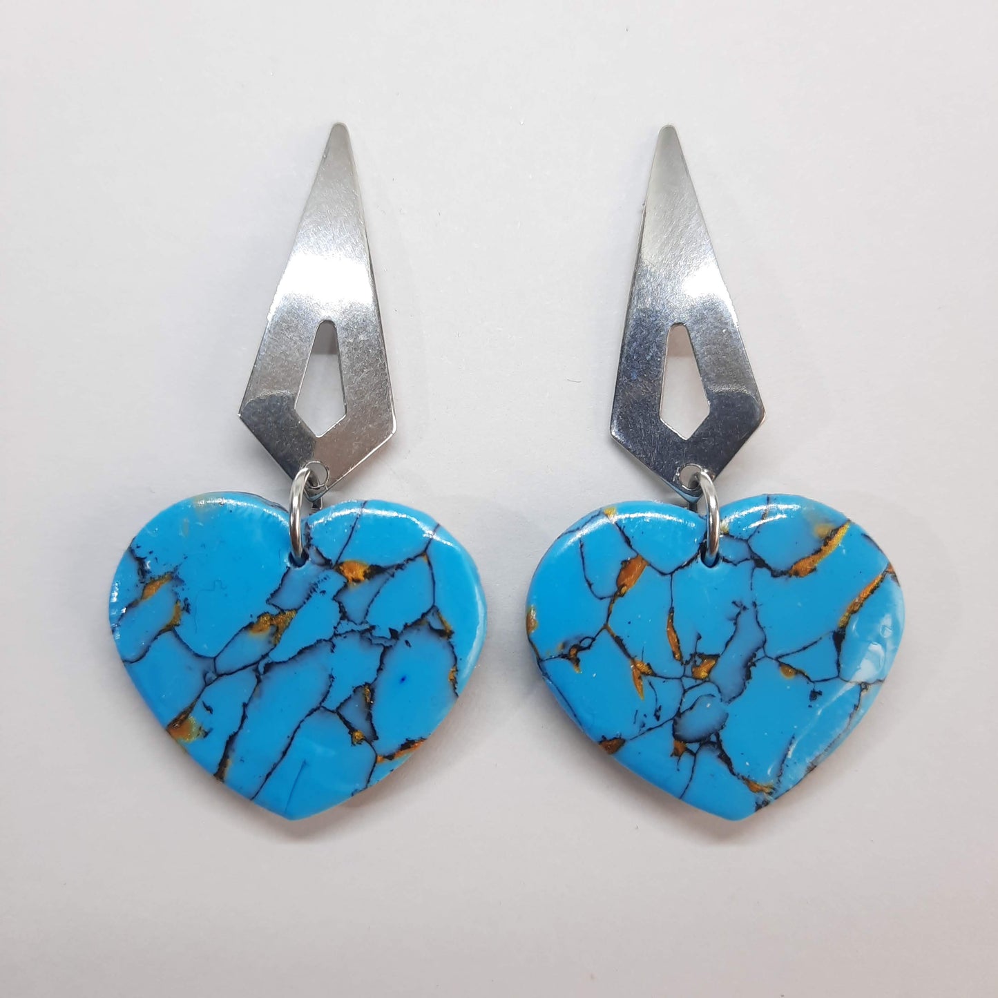 Pendientes Corazón Ancho Turquesa Con Base Plateada
