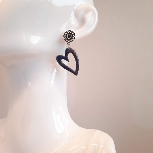 Pendientes Corazón Hueco Labradorita Violeta con Base Acero