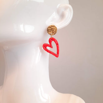 Pendientes Corazón Hueco Rosa Neon con Base Dorada