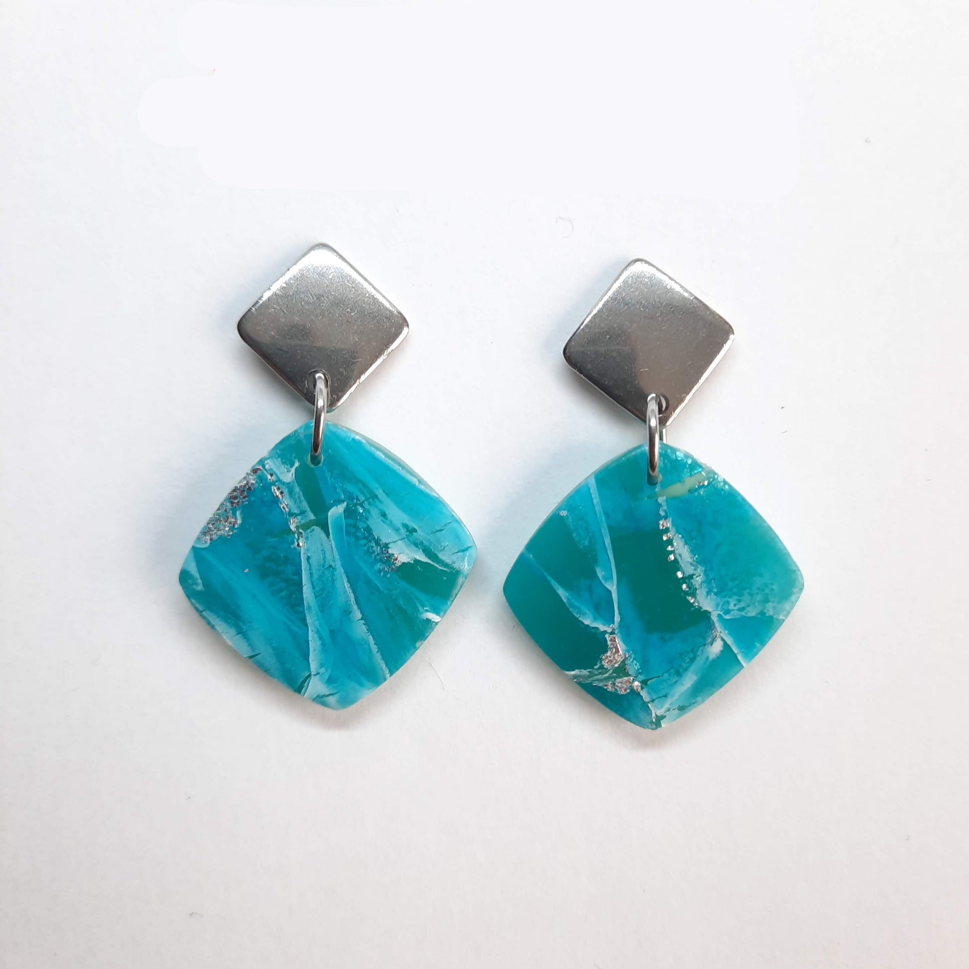Pendientes Cuadrados Aguamarina con Base Acero