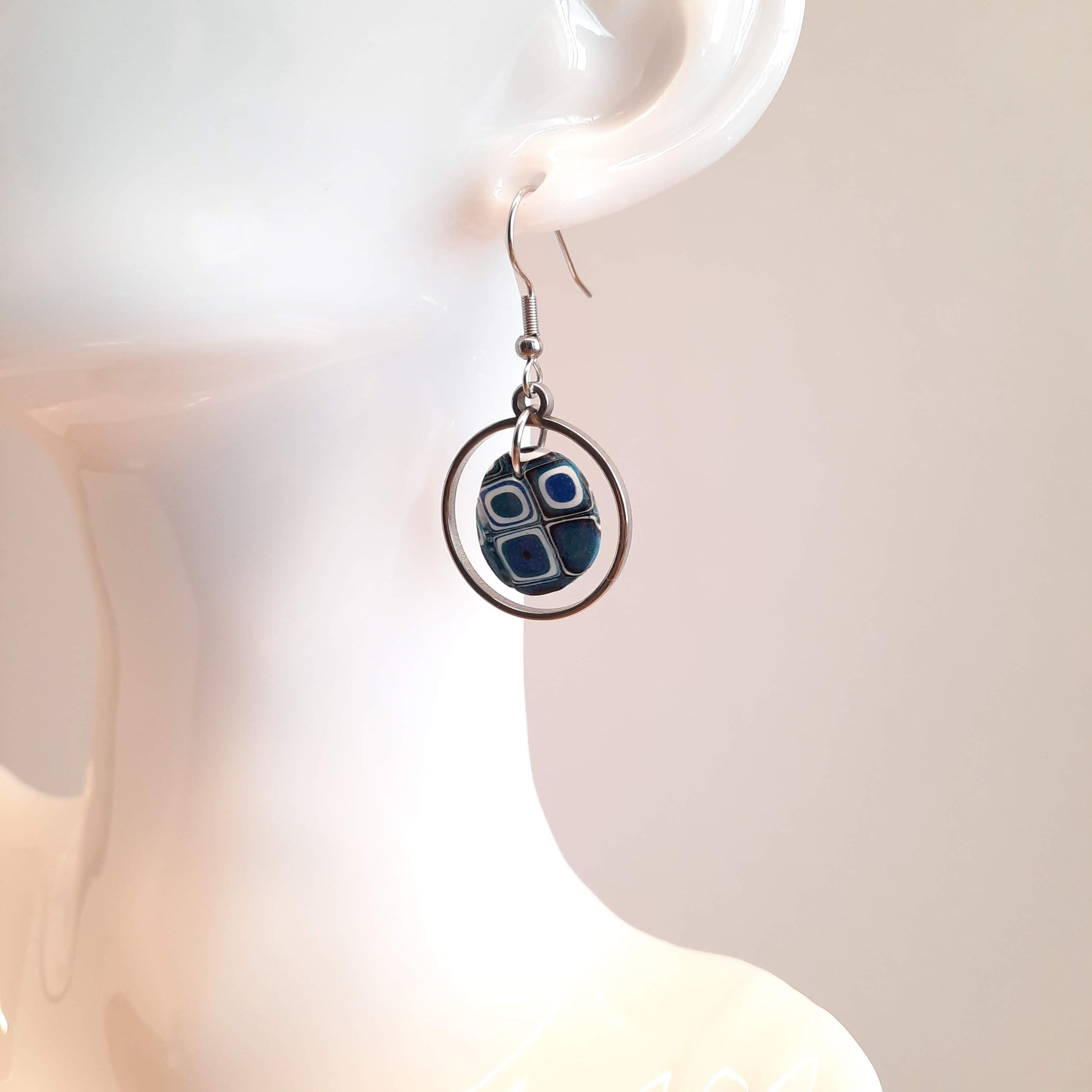 Pendientes Dalia Pasión Azul Con Ganchos