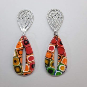 Pendientes España Arcoíris Con Base Plateada