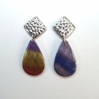 Pendientes Gota Grande Labradorita Violeta con Base Plateada