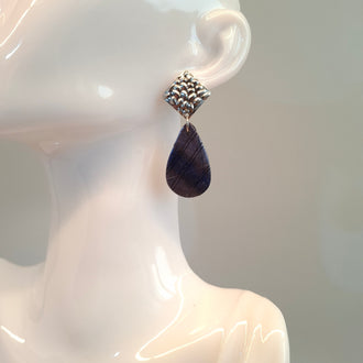 Pendientes Gota Grande Labradorita Violeta con Base Plateada