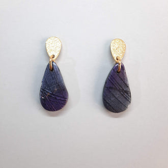 Pendientes Gota Pequeños Labradorita Violeta con Base Dorada