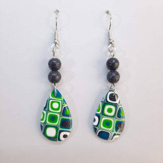 Pendientes Gota Verde Blanco con Cuentas de Lava