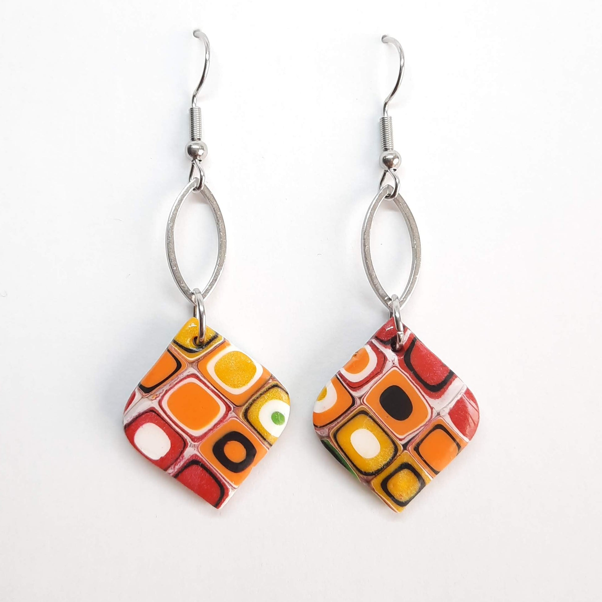 Pendientes India Medianos Arcoíris con Ganchos