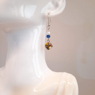 Pendientes India Pequeños Arcoíris Con Ganchos Y Bolitas De Cristal 