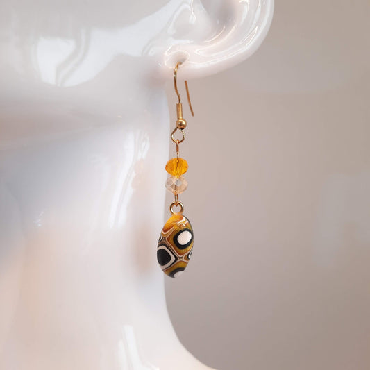 Pendientes Iris Amarillo Antiguo con Ganchos Dorado
