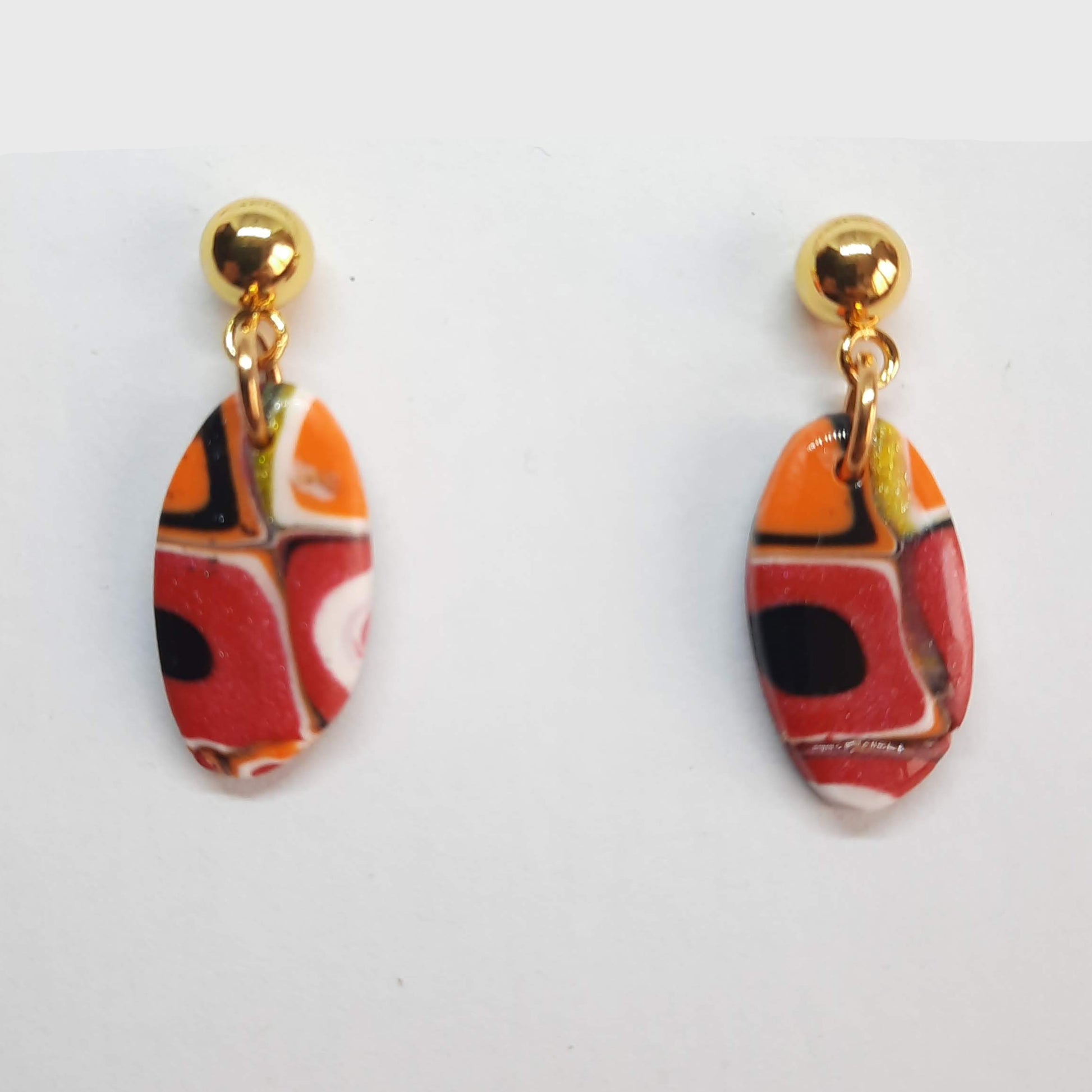 Pendientes Iris Arcoíris con Base Dorada