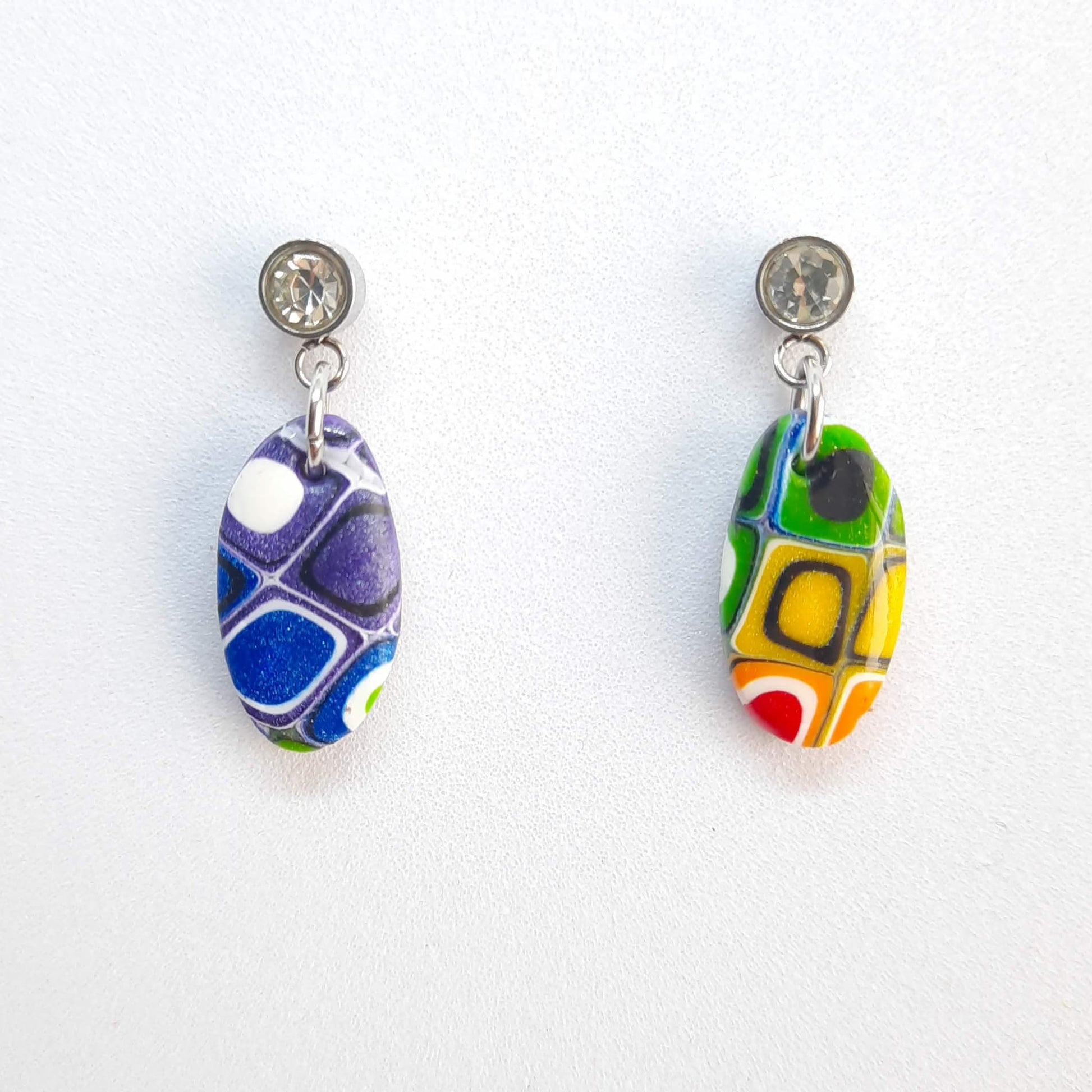 Pendientes Iris Arcoíris con Base Plateada Y Strass