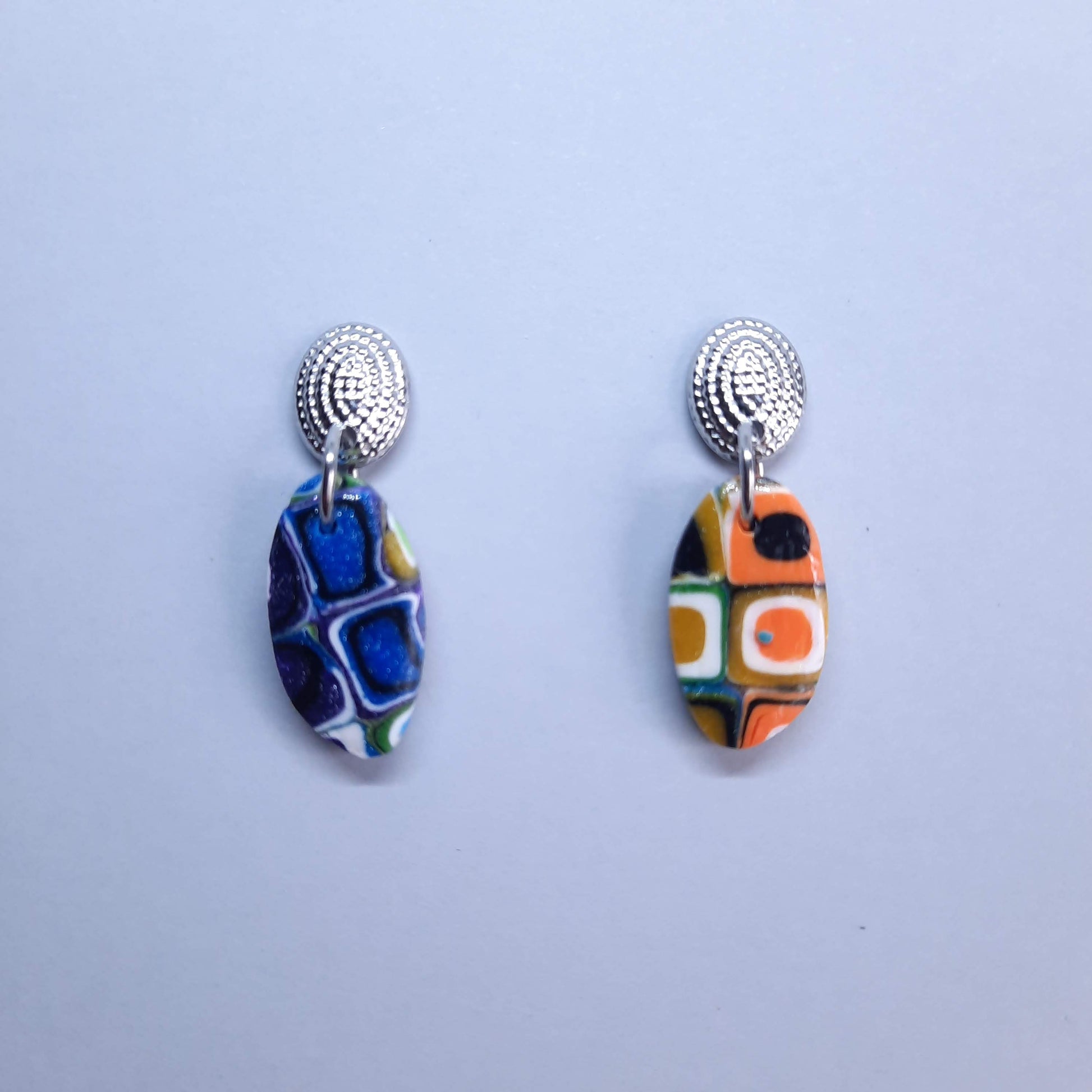 Pendientes Iris Arcoíris con Base Plateada
