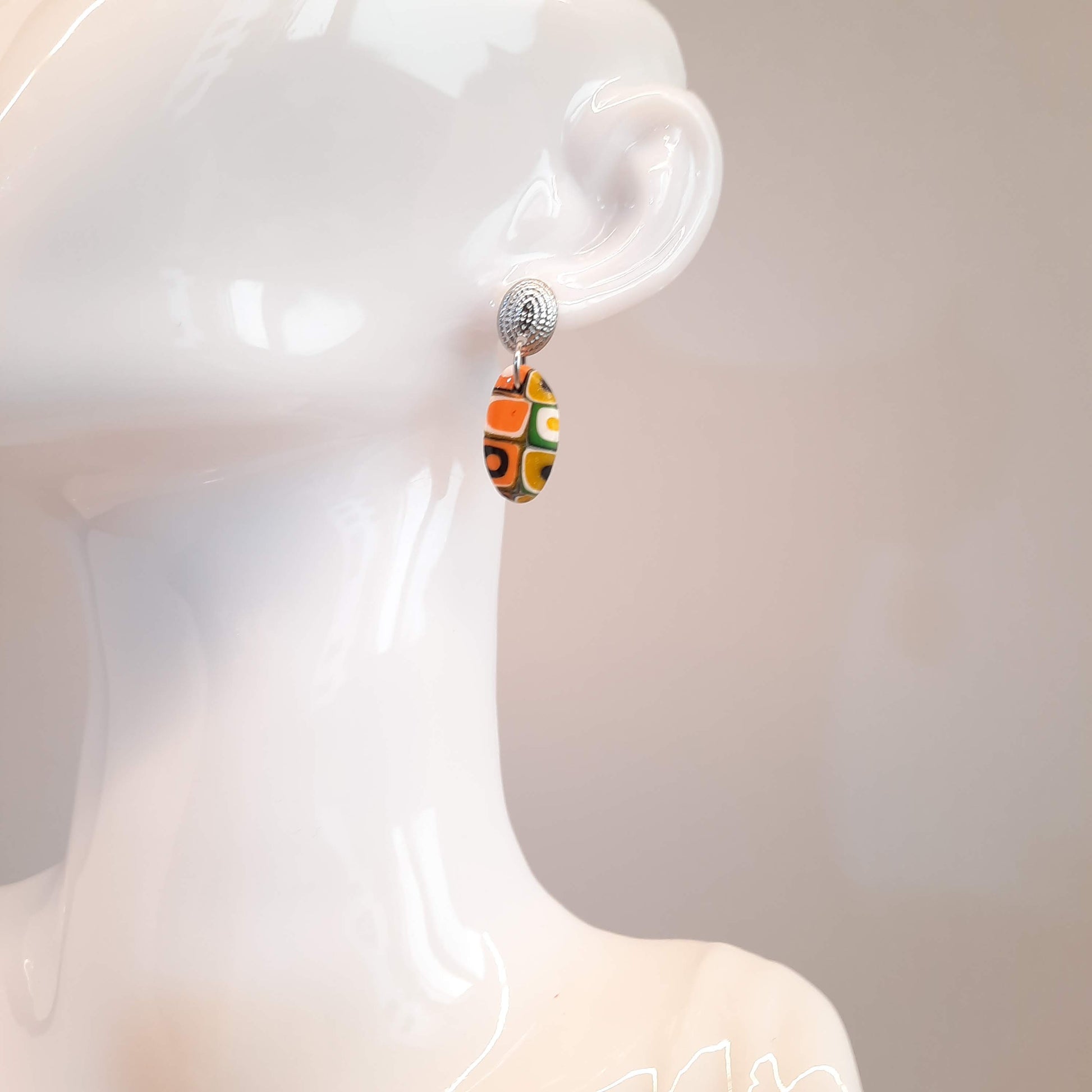 Pendientes Iris Arcoíris con Base Plateada