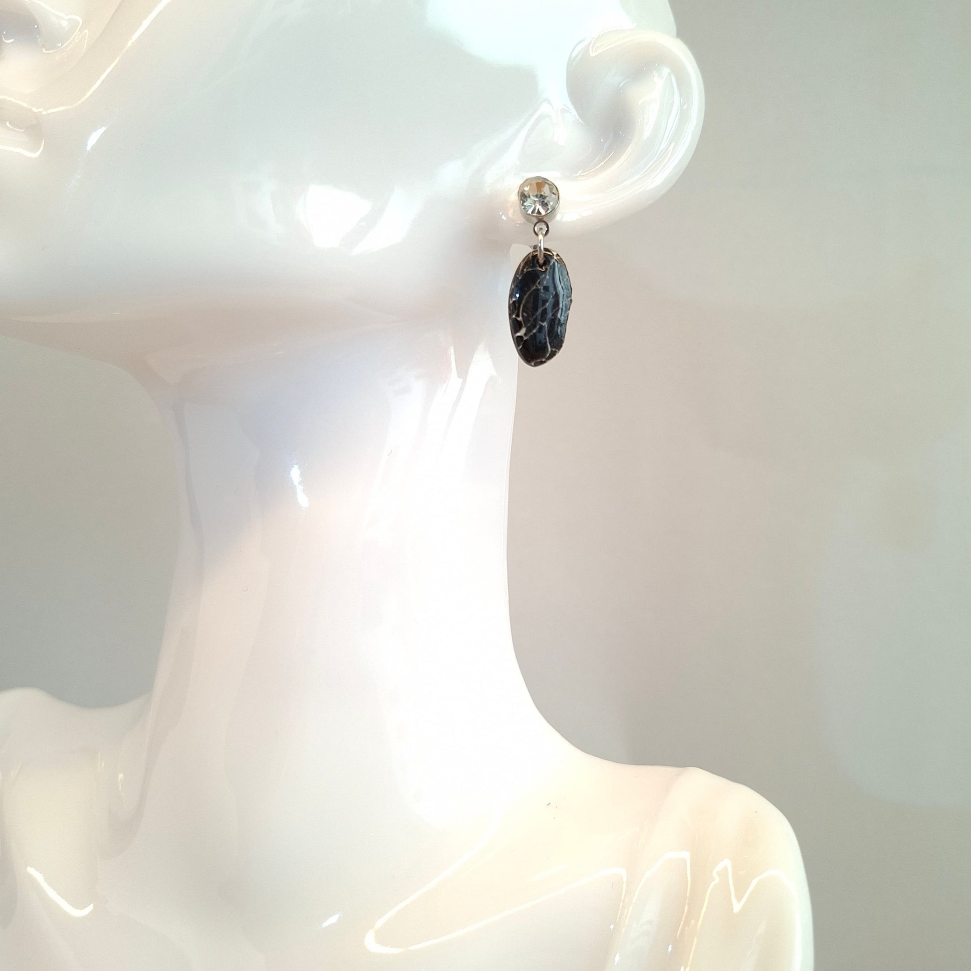 Pendientes Iris Negro Mármol con Base Plateada y Strass
