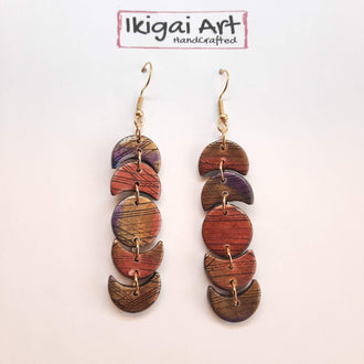 Pendientes Luna Labradorita Violeta con Ganchos Dorados