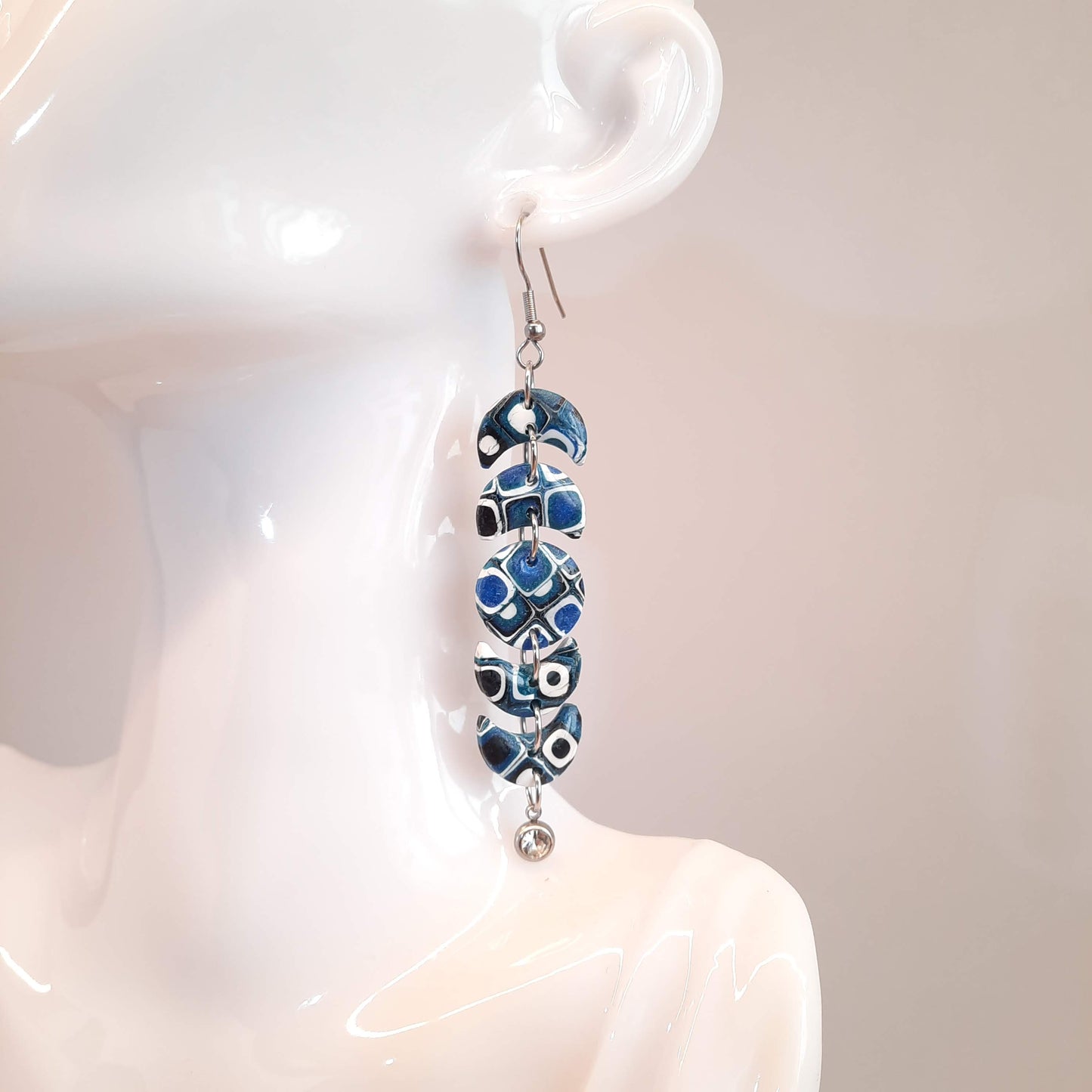 Pendientes Luna Pasión Azul con Ganchos Acero