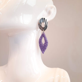 Pendientes Madrid Lila con Base Plateada