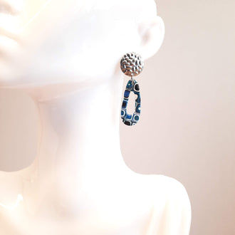 Pendientes Moderno Mediano Pasión Azul con Base Acero