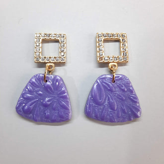 Pendientes Osaka Lila con Base Dorada y Strass