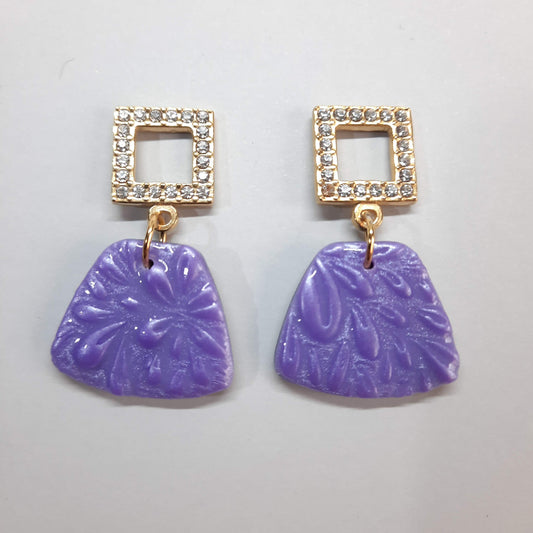 Pendientes Osaka Lila con Base Dorada y Strass
