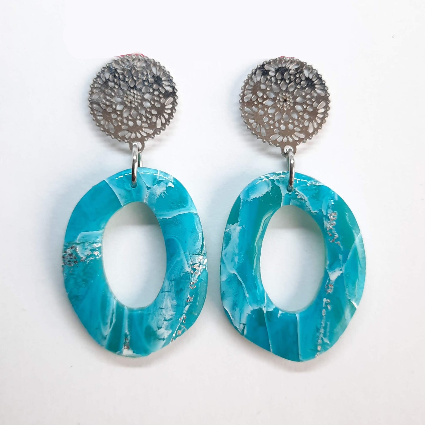 Pendientes Ovalados Aguamarina con Base Plateada