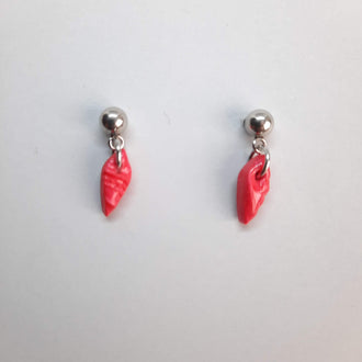 Pendientes Pequeñitos Rojos con Base Acero