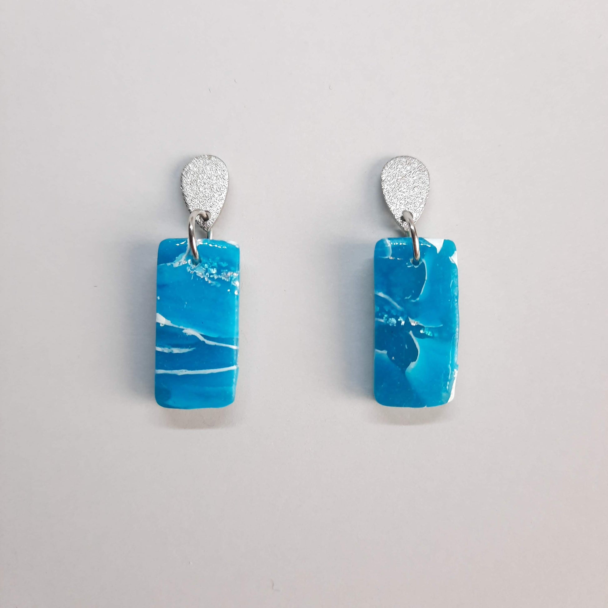 Pendientes Rectángulo Aguamarina con Base Plateada