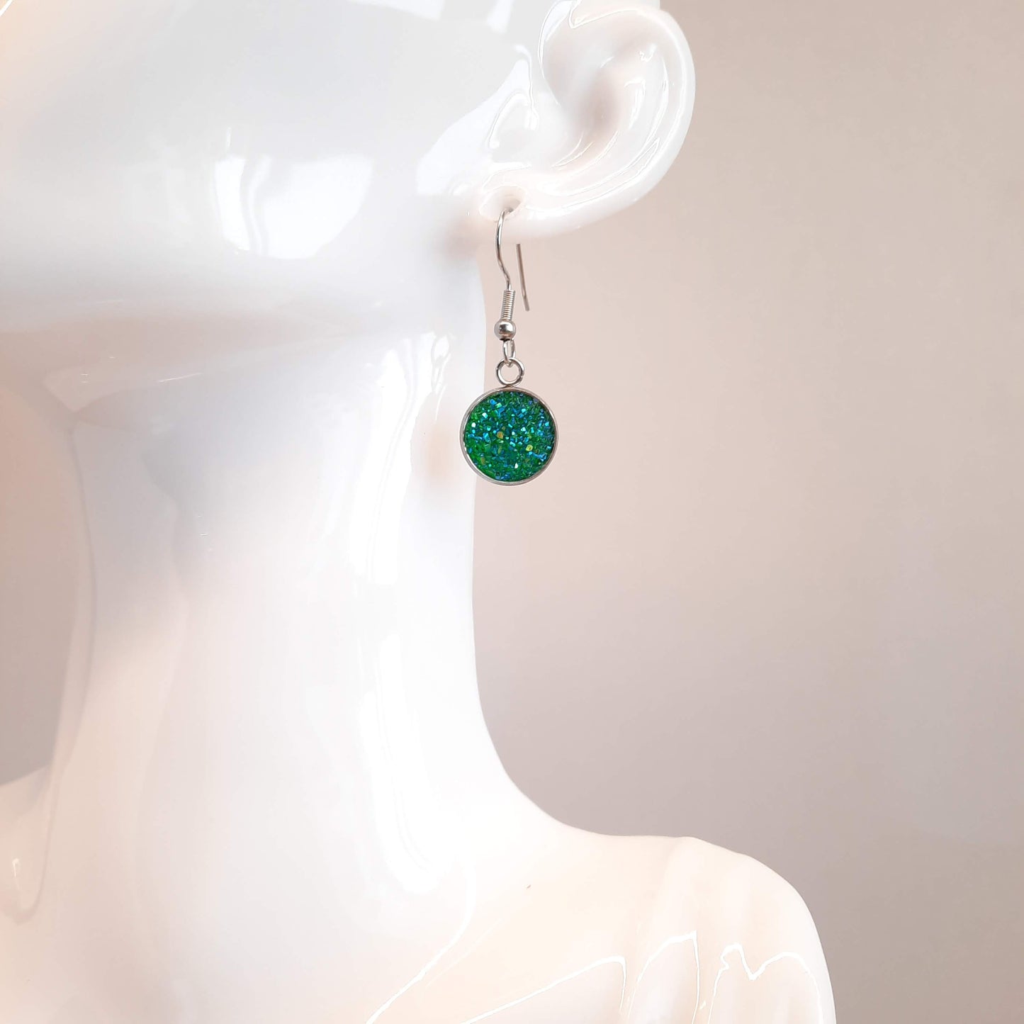 Pendientes Redondo Resina con Gancho