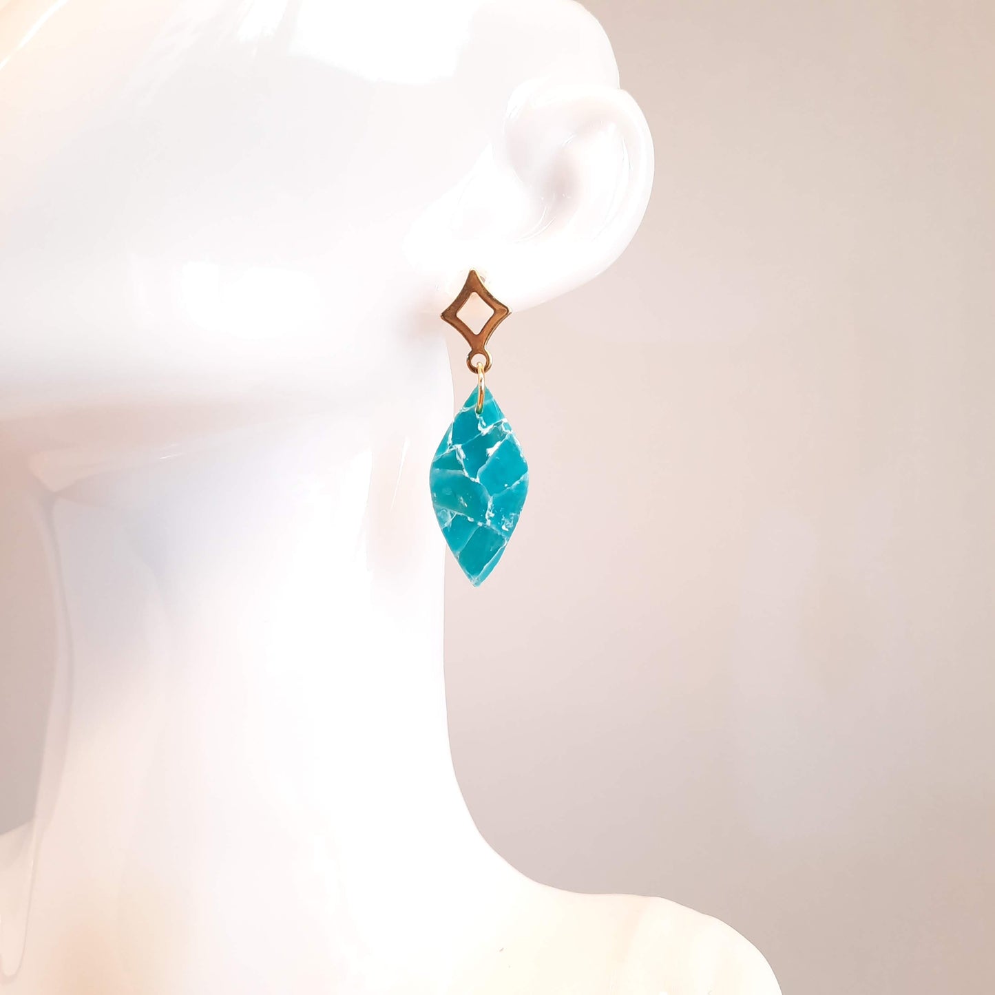 Pendientes Sevilla Aguamarina Con Base Dorada