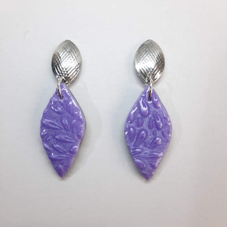 Pendientes Sevilla Lila con Base Plateada
