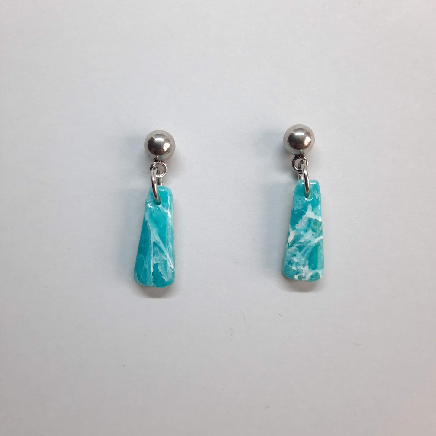 Pendientes Trapecio Aguamarina con Base Acero