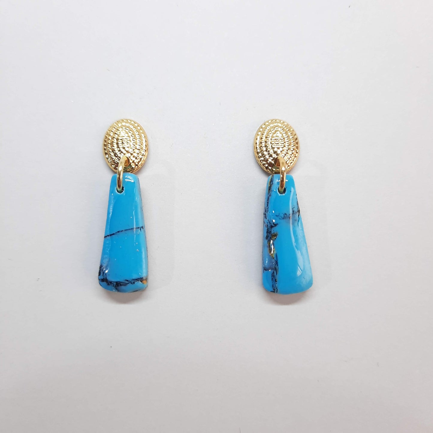 Pendientes Trapecio Turquesa con Base Dorada