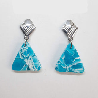 Pendientes Triángulo Aguamarina con Base Acero